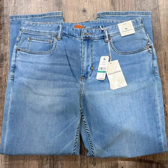 Tommy Bahama Light Wash Boracay Men's Jeans with - Picture 1 of 5